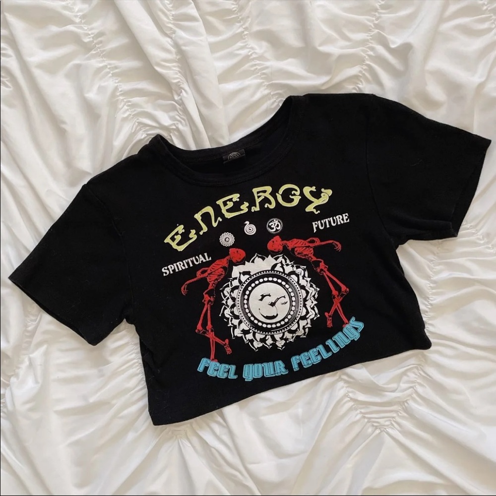 urban outfitters graphic baby tee cropped